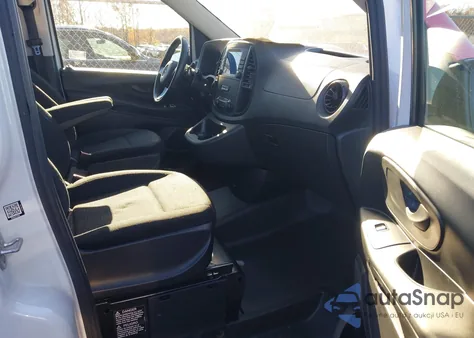 2021 Mercedes-Benz Metris z USA, uszkodzony, nr VIN W1YV0BEY4M3833509